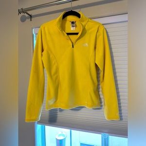 The North Face 1/4 Zip Pullover In Butter Yellow Hiking Camping  spelunking bike